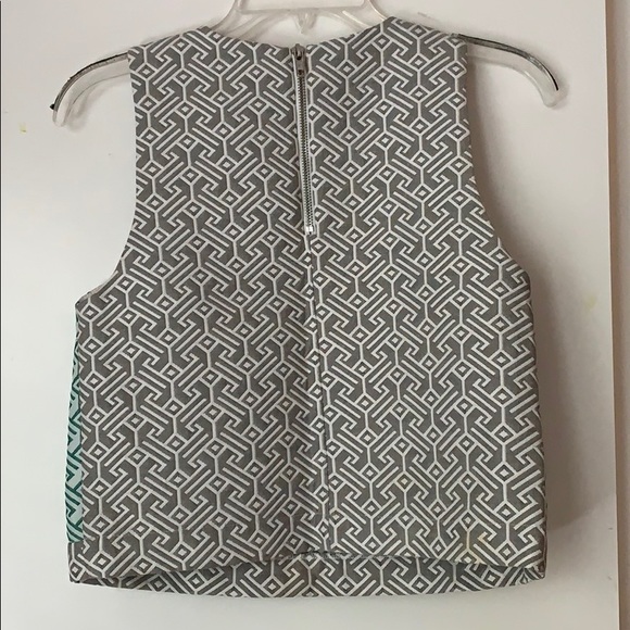 TOPSHOP Crop Top - Picture 2 of 3